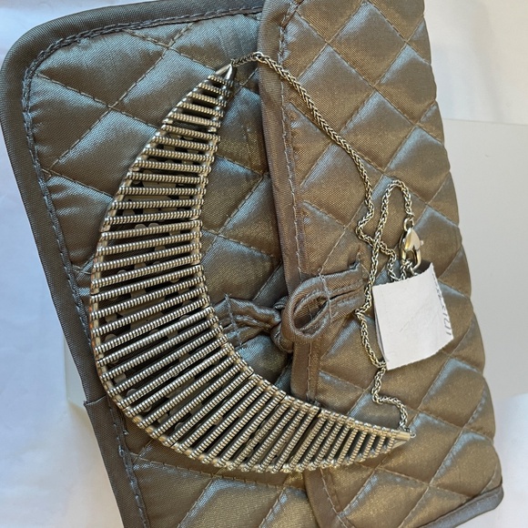 Vintage Brighton Bib Choker New with Tag, Quilted Pouch, Floral Motif - Picture 5 of 11